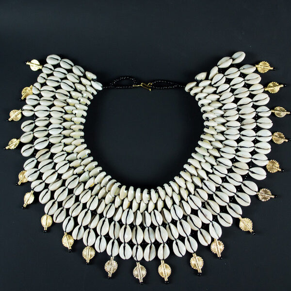 Jojo-Creation_Collier-en-poids-akan-et-cauris-Prestige