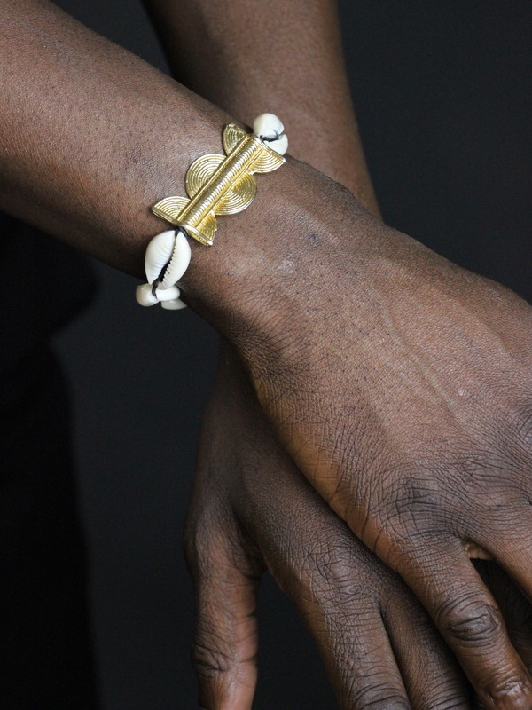 Bracelet en Poids Akan Tamtam avec cauris