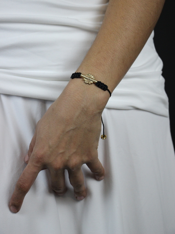 Bracelet cordon ficelle et Poids Akan Soleil