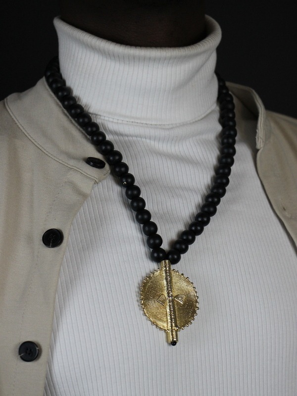 Collier mixte noir avec un grand Poids Akan