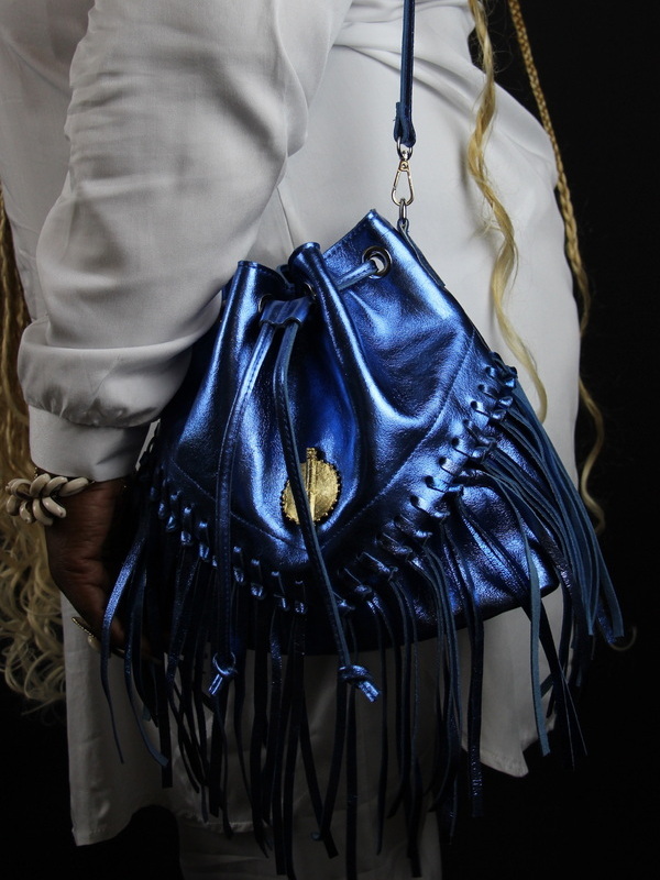 SAC EN CUIR NOIR À FRANGES AVEC POIDS AKAN - Bleu