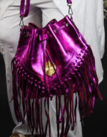 SAC EN CUIR NOIR À FRANGES AVEC POIDS AKAN - Rose