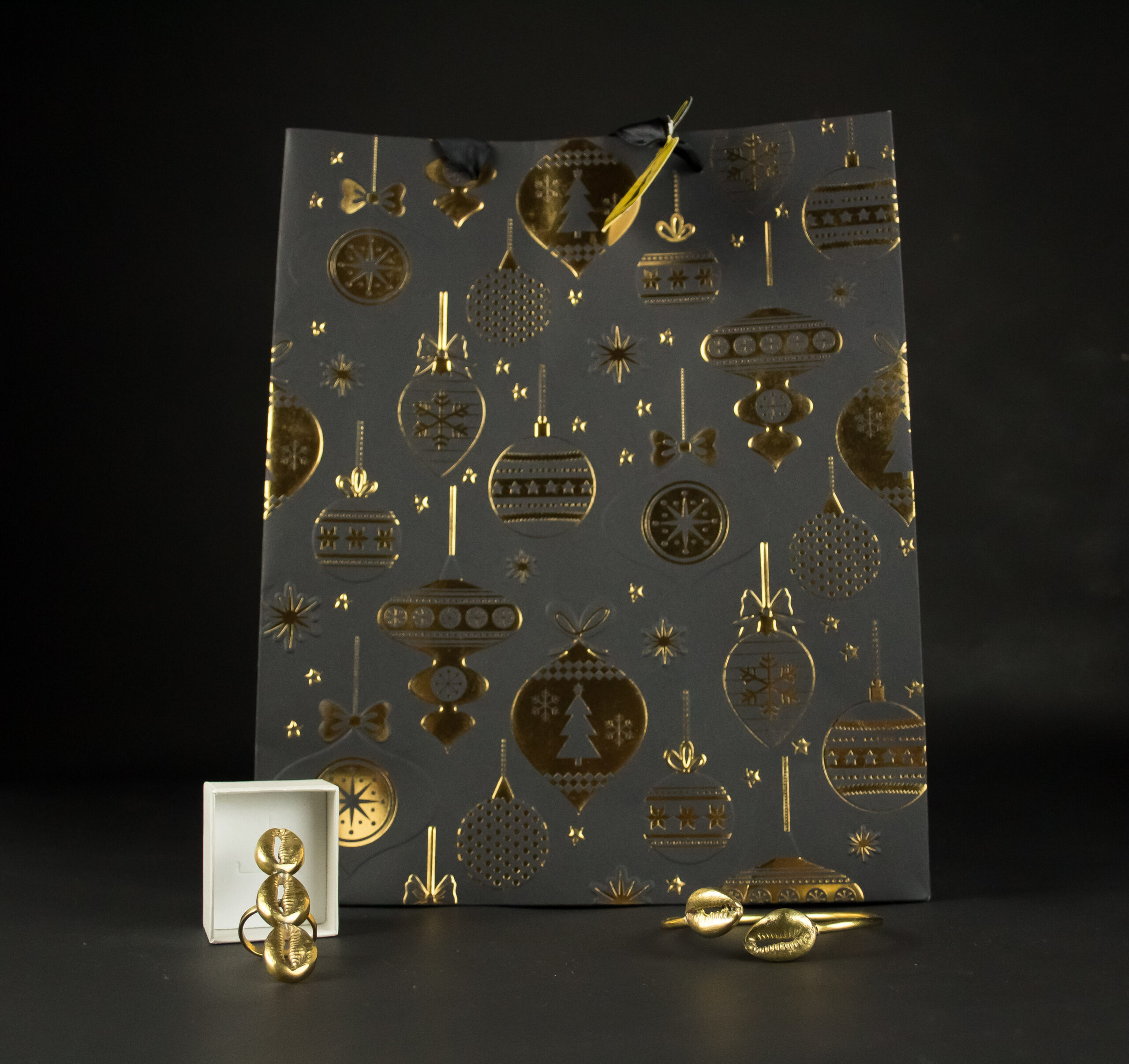 Coffret Bague et Bracelet - Cauris en bronze- Bague trio de cauris en vertical - Coffret Bronze Cauris Impériale