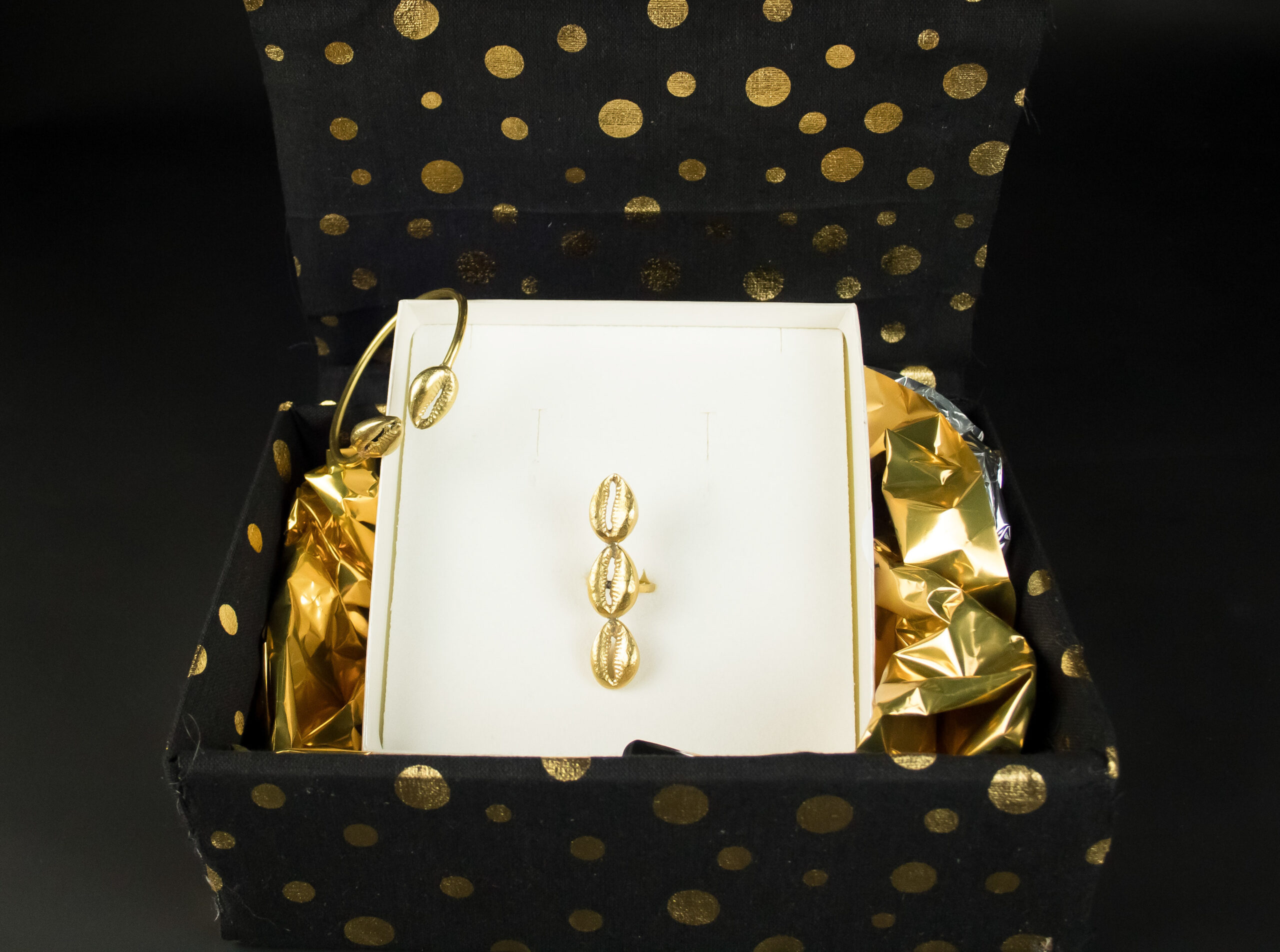 Coffret Bague et Bracelet - Cauris en bronze- Bague trio de cauris en vertical - Coffret Bronze Cauris Impériale