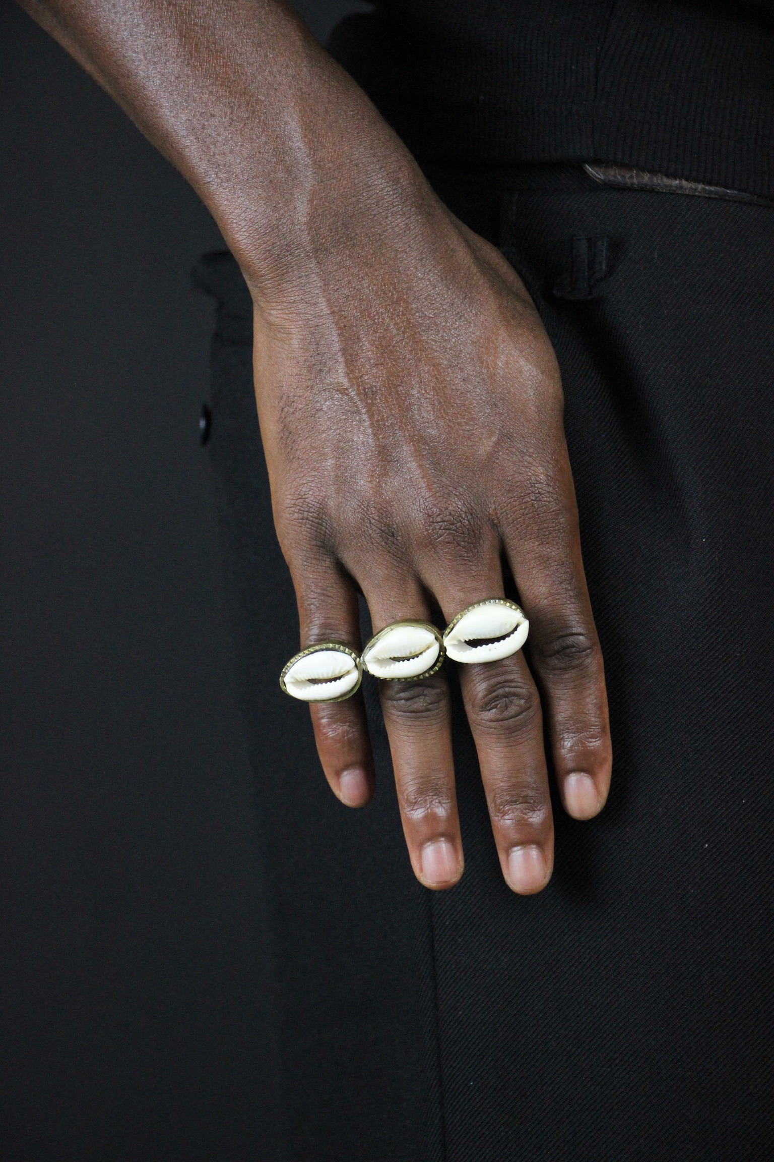 Bague avec trois cauris