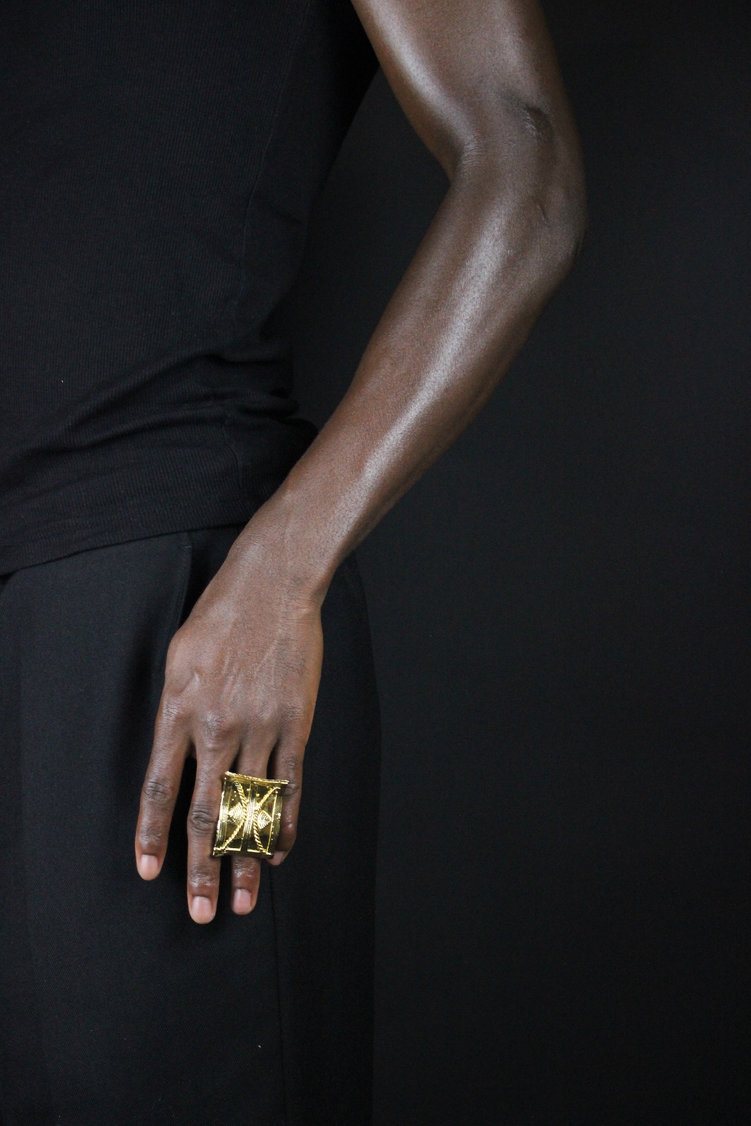 Bague en Poids Akan rectangulaire